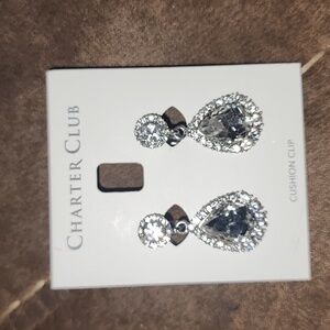 NWT White crystal teardrop dangle clip earrings